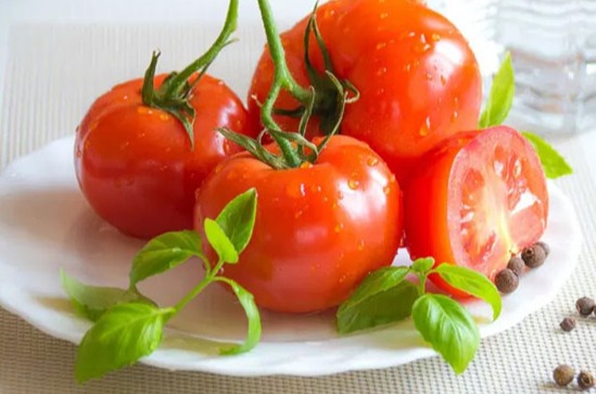 টমেটো খেলে পাবেন যেসব উপকার
