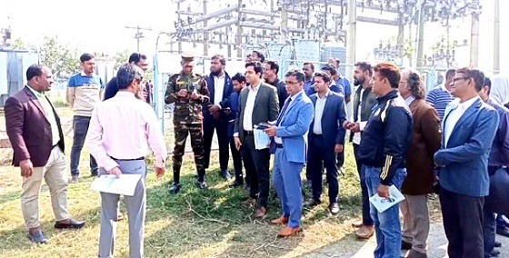 বাসাইলে জলাবদ্ধ এলাকা পরিদর্শনে জিওসি মাসীহুর রহমান