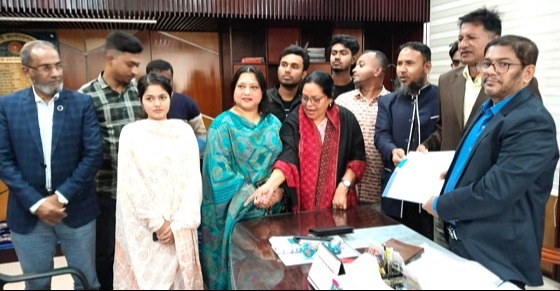 মতিয়াখালী খাল পরিচ্ছন্নের দাবিতে স্মারকলিপি