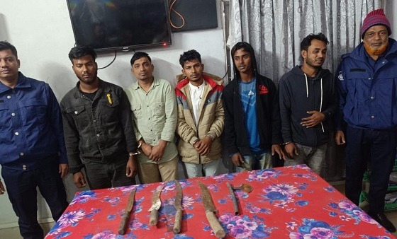 সরাইলে ৫ ডাকাতসহ গ্রেপ্তার-১১