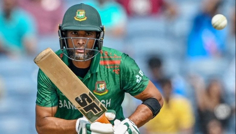 ক্রিস গেইলকে ছাড়িয়ে গেলেন মাহমুদুল্লাহ