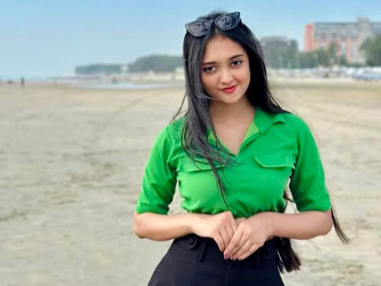 এবার ওয়েব ফিল্মে পারশা মাহজাবীন পূর্ণী