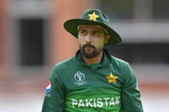 আন্তর্জাতিক ক্রিকেট থেকে অবসরে আমির