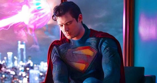 সুপারম্যানকে নিয়ে ফিরছে ডিসি ইউনিভার্স