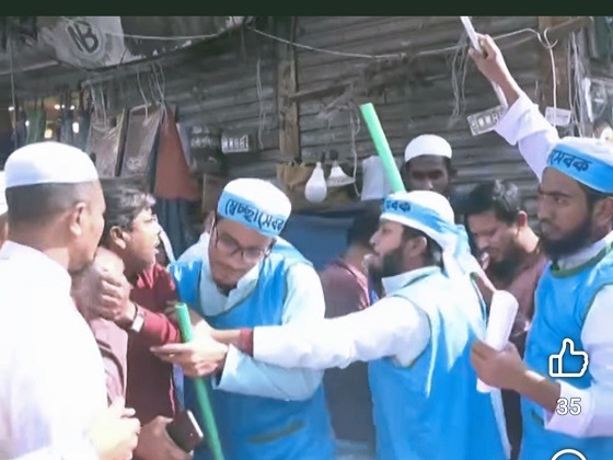 ভোলায় আমার দেশ সাংবাদিকের উপর হামলা