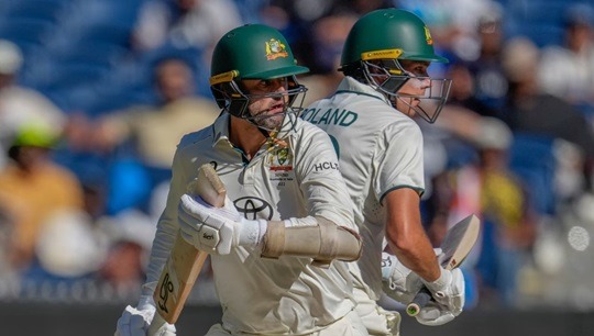 বুমরাহর রেকর্ডের দিন, বড়ো লিডের পথে অজিরা