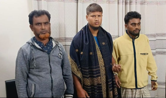 চাটমোহরে ইউপি সদস্যের ওপর হামলা চেষ্টা, আটক ৩