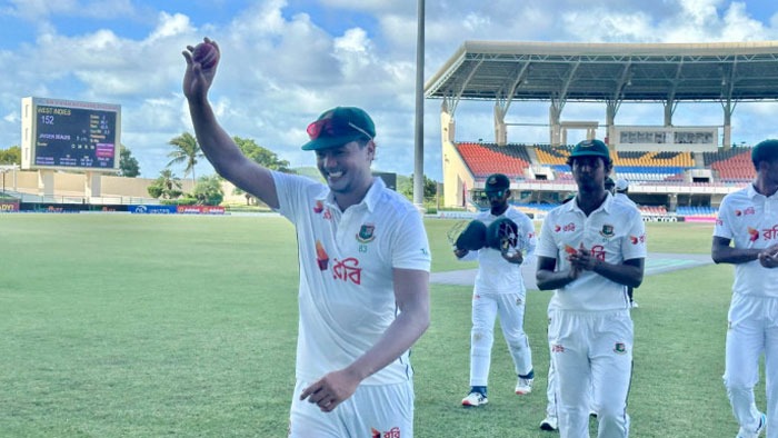 তাসকিনের ক্যারিয়ার সেরা বোলিং