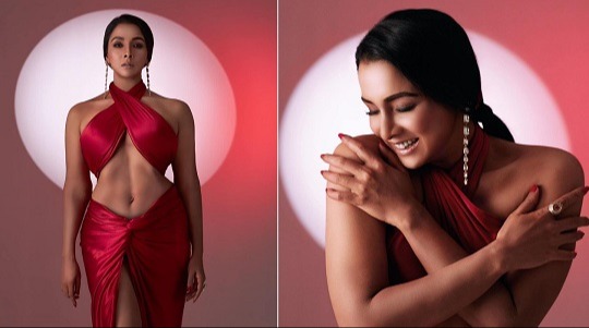 ৮০’তেও মডেলিং করার ইচ্ছা রুনার !