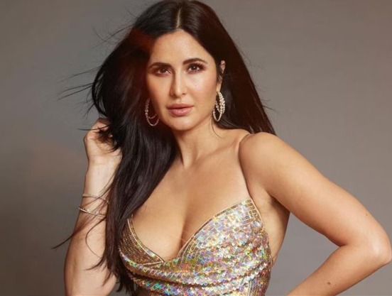 এবার পরিচালনায় ক্যাটরিনা