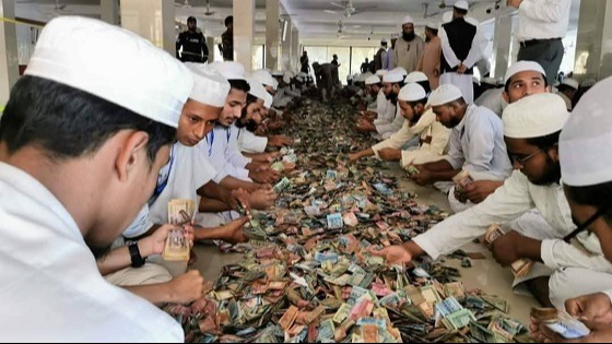 খোলা হলো পাগলা মসজিদের সিন্দুক