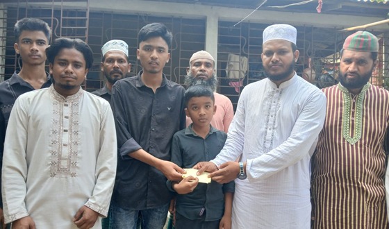 কাপাসিয়ায় প্রয়াত সাংবাদিকের পরিবারের পাশে জামায়াত নেতা সালাউদ্দিন