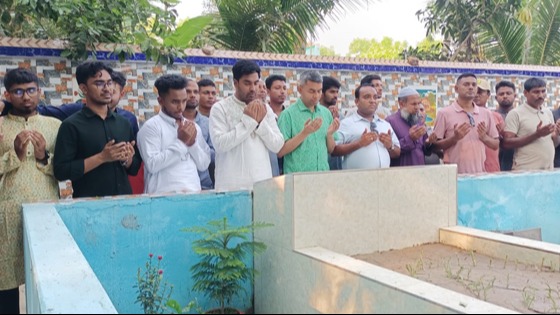 শহীদ আসিফের পরিবারের খোঁজ নিলেন উপদেষ্টার একান্ত সচিব আবুল হাসান