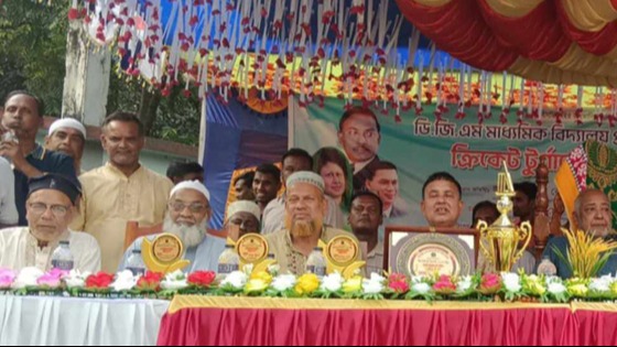দৌলতপুরে ফাইনাল ক্রিকেট টুনার্মেন্ট অনুষ্ঠিত