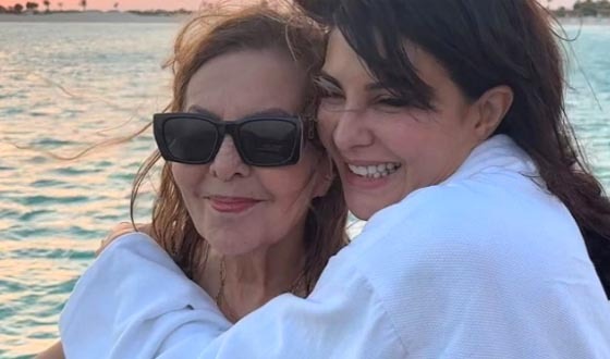 মা হারালেন বলিউড অভিনেত্রী জ্যাকুলিন ফার্নান্দেজ