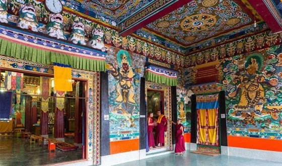 সীমান্তবর্তী তিব্বতি মঠগুলির শিক্ষা কার্যক্রম ঢেলে সাজাচ্ছে ভারত