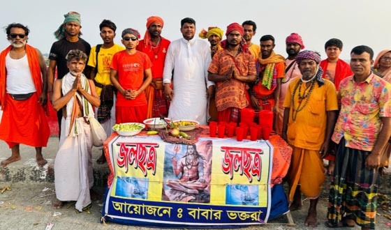 আশাশুনিতে বালাপোতার ভক্তদের সাথে জাপার কেন্দ্রীয় নেতার শুভেচ্ছা বিনিময়