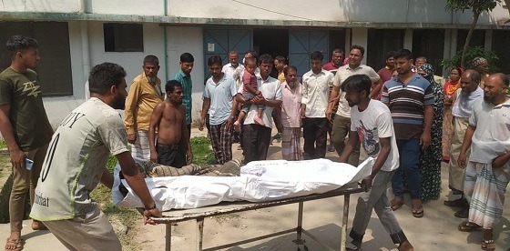 অপবাদ সহ্য করতে না পেরে গৃহবধূর আত্মহত্যা