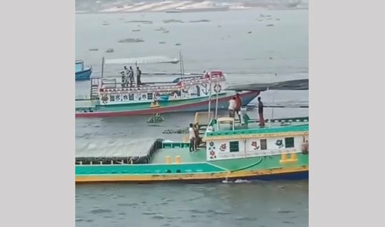 মেঘনা নদী থেকে চাঁদাবাজি ও ছিনতাইয়ে শিকার হচ্ছে বাল্বহেড শ্রমিকরা