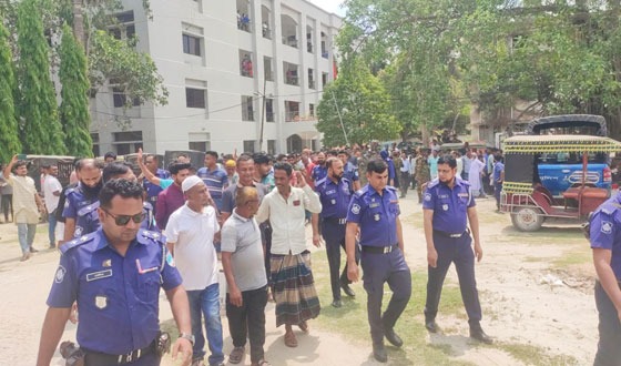 নড়াইলে ছাত্র-জনতার ওপর হামলা, আ'লীগের ৪৮ নেতাকর্মী কারাগারে