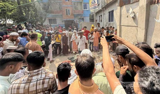 নারায়ণগঞ্জে বস্তায় মিলল নারী ও শিশুর তিন লাশ