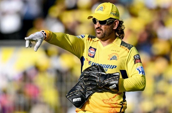 ফের চেন্নাইয়ের অধিনায়ক ধোনি