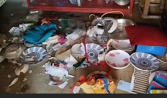 শৈলকুপায় দু’পক্ষের সংঘর্ষে আহত ২৫, ভাঙচুর ও লুটপাটের অভিযোগ