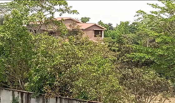 বরিশালে কমদামে আ’লীগ নেতাদের বাড়ি ও জমি বিক্রি