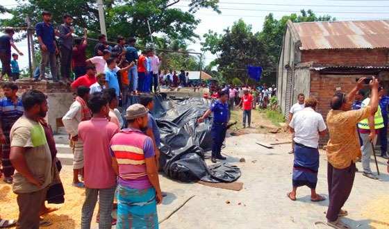 পাওনা টাকা চাওয়ায় মুদি ব্যবসায়িকে পিটিয়ে হত্যা