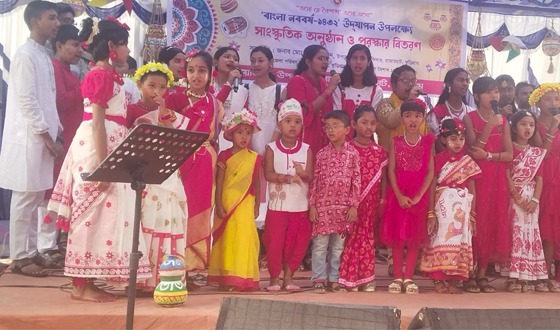 রাজারহাটে বাংলা বর্ষবরণে হাজারো মানুষের ঢল