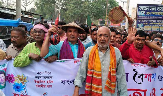 দৌলতপুরে বিএনপির 'আনন্দ শোভাযাত্রা অনুষ্ঠিত