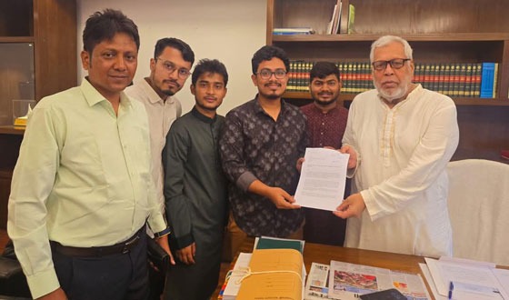 ট্টগ্রাম - কক্সবাজার মহাসড়ক ৬ লেনের দাবিতে স্মারকলিপি