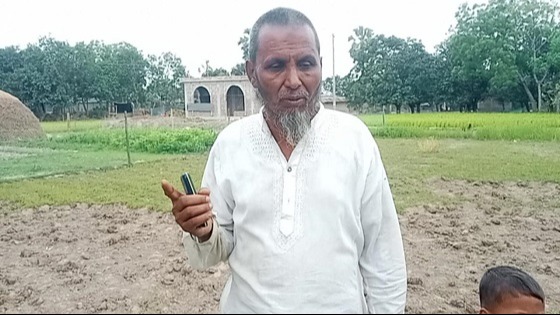 সাপাহারে জমি নিয়ে বিরোধ, এক পরিবারকে নির্যাতনের অভিযোগ