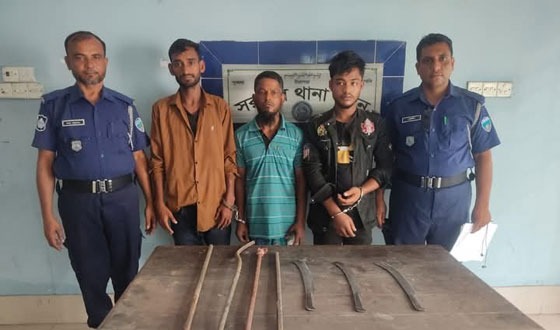 সরাইলে মহাসড়কে প্রস্তুতিকালে ৩ ডাকাত গ্রেপ্তার