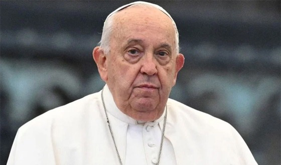 খ্রিষ্টানদের সর্বোচ্চ ধর্মগুরু পোপ ফ্রান্সিস মারা গেছেন