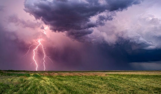 বালিয়াকান্দিতে বজ্রপাতে কৃষকের মৃত্যু