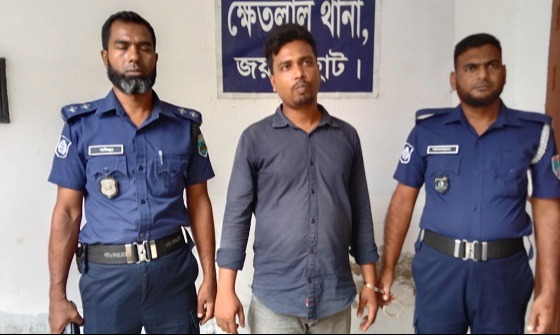 ক্ষেতলালে অনলাইন পোর্টালের সম্পাদক ও প্রকাশক রাশেদ গ্রেপ্তার