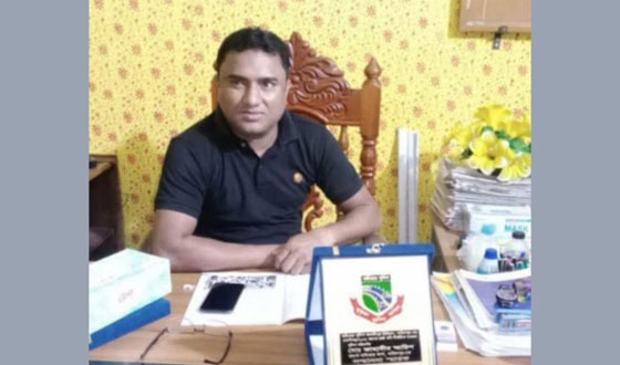 শার্শায় জমি নিয়ে বিরোধে বাড়িতে হামলা-ভাংচুর-মারপিট, আহত ২