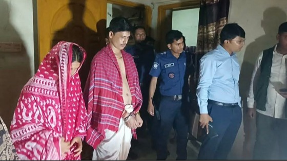 সীতাকুণ্ডে বিয়ে পিঁড়িতে বসে ধরা খেল এক ভারতীয় নাগরিক