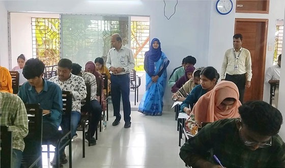 পিরোজপুর বিশ্ববিদ্যালয় কেন্দ্রে প্রথমবার ভর্তি পরীক্ষা অনুষ্ঠিত