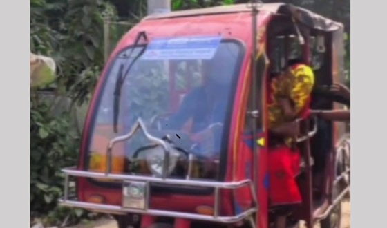 কালীগঞ্জে হতদরিদ্রের ইজিবাইক চুরি