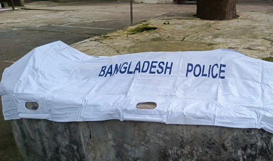 তানোরে ২ সন্তানের জননীর আত্নহত্যা প্ররোচনায় স্বামী গ্রেপ্তার