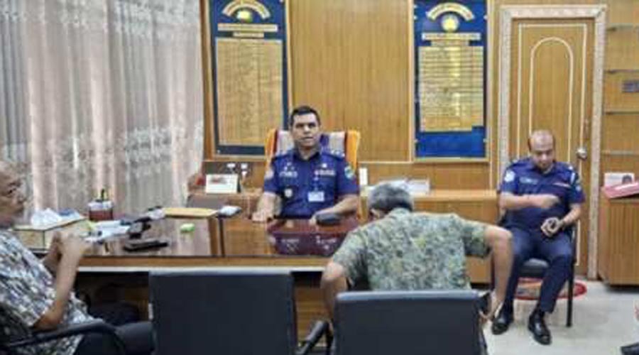 অতিরিক্ত ডিআইজির দৌলতপুর থানা পরিদর্শন, মতবিনিময় সভা