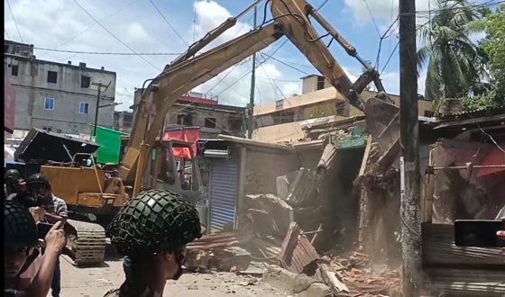 সেনবাগে অবৈধ স্থাপনা উচ্ছেদ: কোটি টাকার সম্পত্তি উদ্ধার
