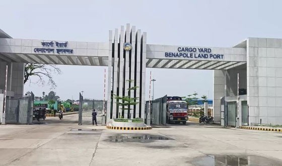 জন্মাষ্টমী উপলক্ষে বেনাপোল বন্দরে আমদানি-রপ্তানি বন্ধ