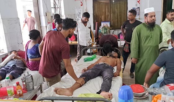 নড়াইলে সড়ক দুর্ঘটনায় স্কুলছাত্র নিহত, আহত ৬