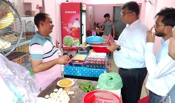 কচুয়ায় মোবাইল কোর্ট পরিচালিত, ৪ প্রতিষ্ঠানে ৪ হাজার টাকা  জরিমানা।