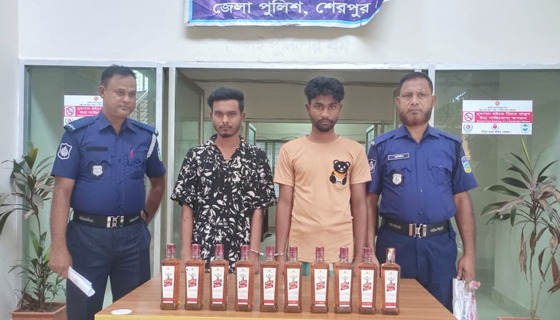 নালিতাবাড়ীতে ভারতীয় মদসহ ২ মাদক কারবারি আটক