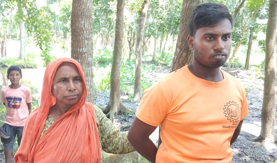 চাটমোহরে অন্তঃস্বত্বা গৃহবধূকে শ্বাসরোধ করে হত্যা