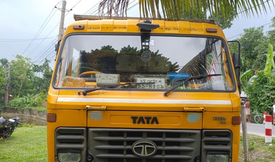 কালীগঞ্জে ট্রাকের ধাক্কায় মাদ্রাসা ছাত্রে মৃত্যু